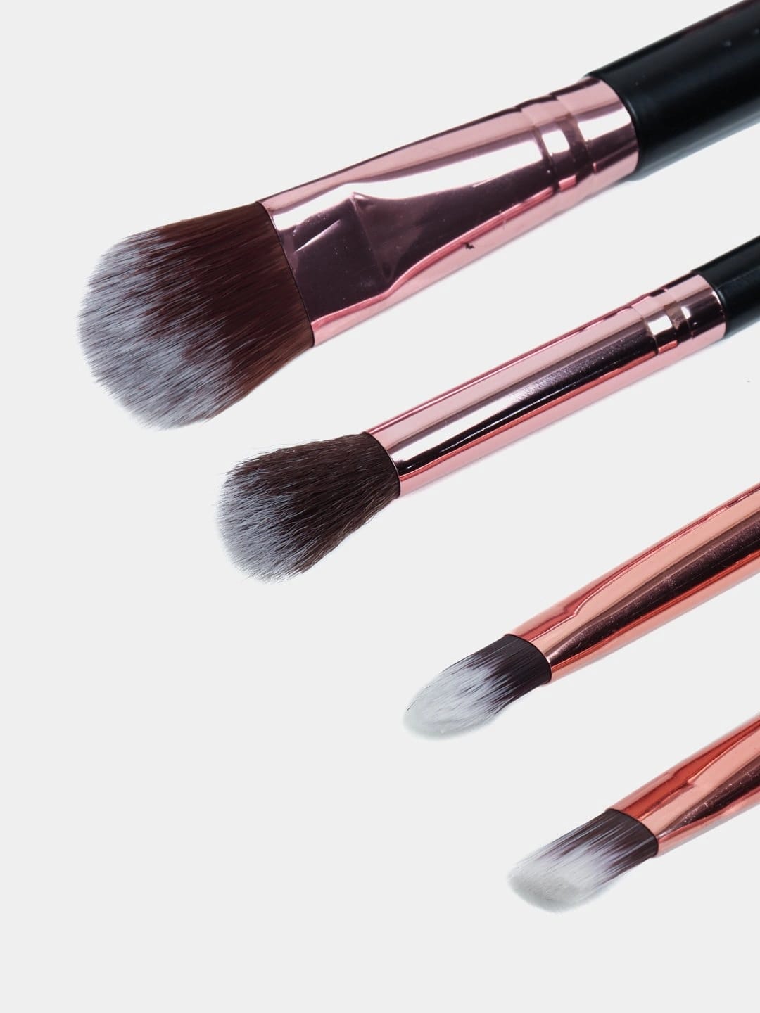 huda-beauty-9-piece-makeup-brush-set