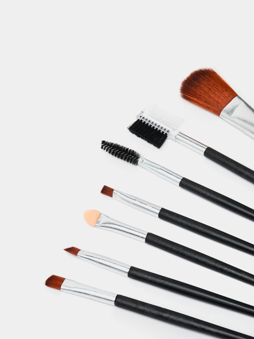 7pcs-professional-makeup-brush-set-black-silver